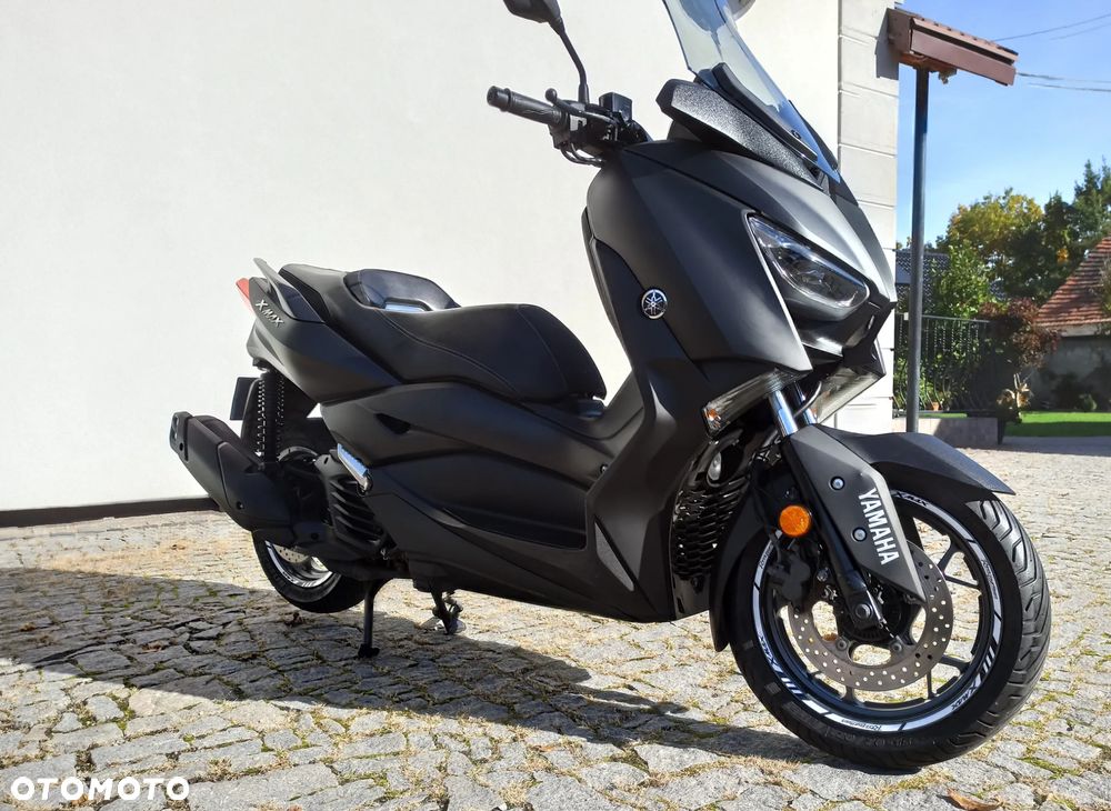 Yamaha X-max - 9