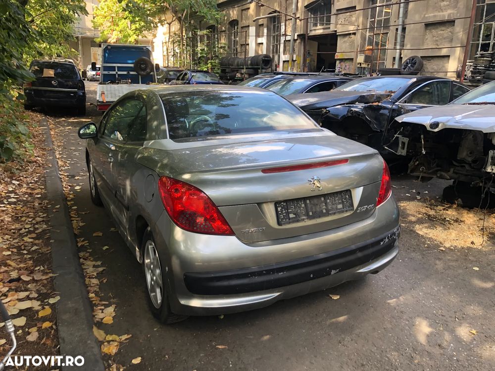 Dezmembrez Peugeot 207 CC GRI 2007 - 5