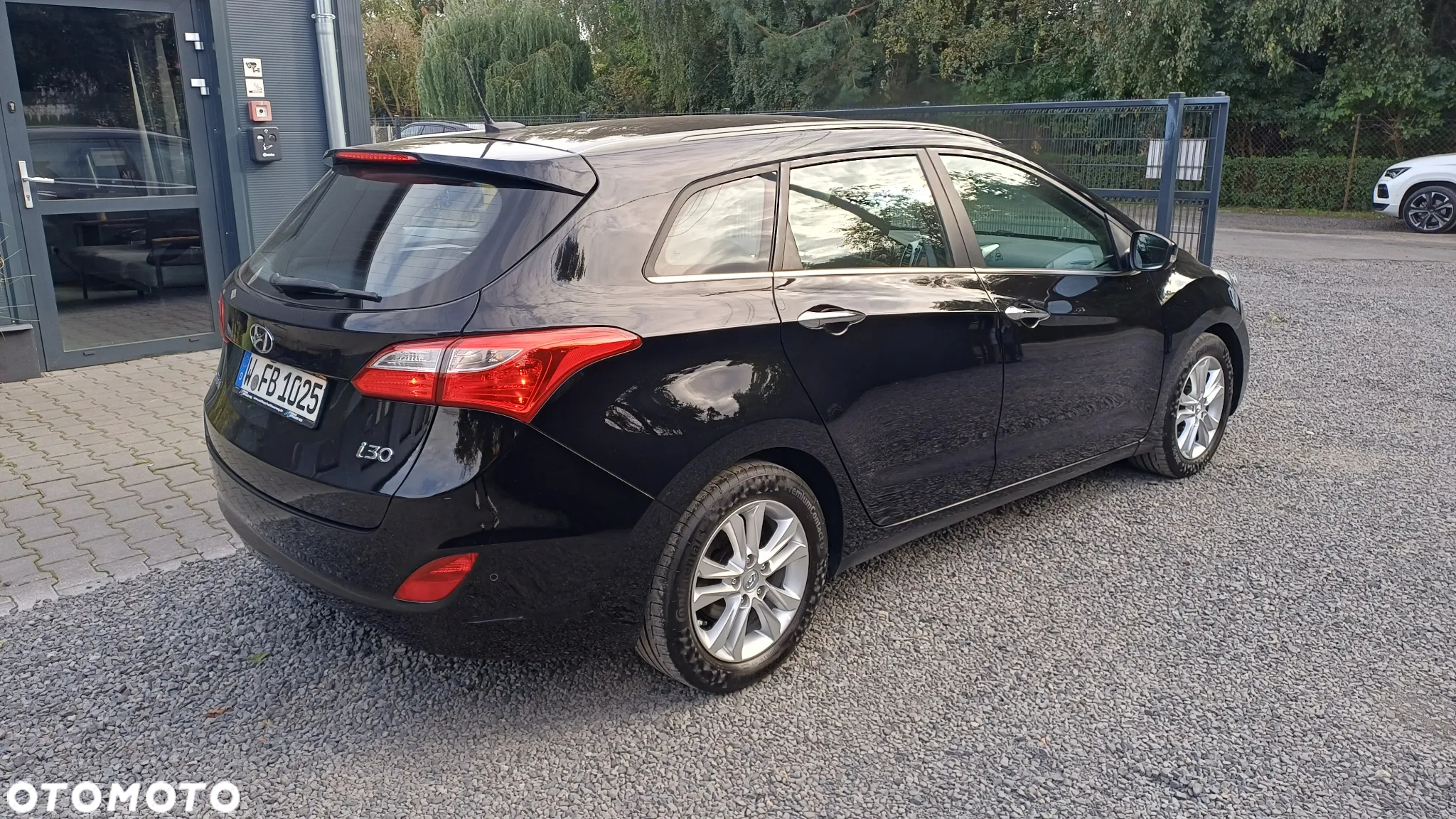 Hyundai i30 1.6 CRDI Automatik Style - 8