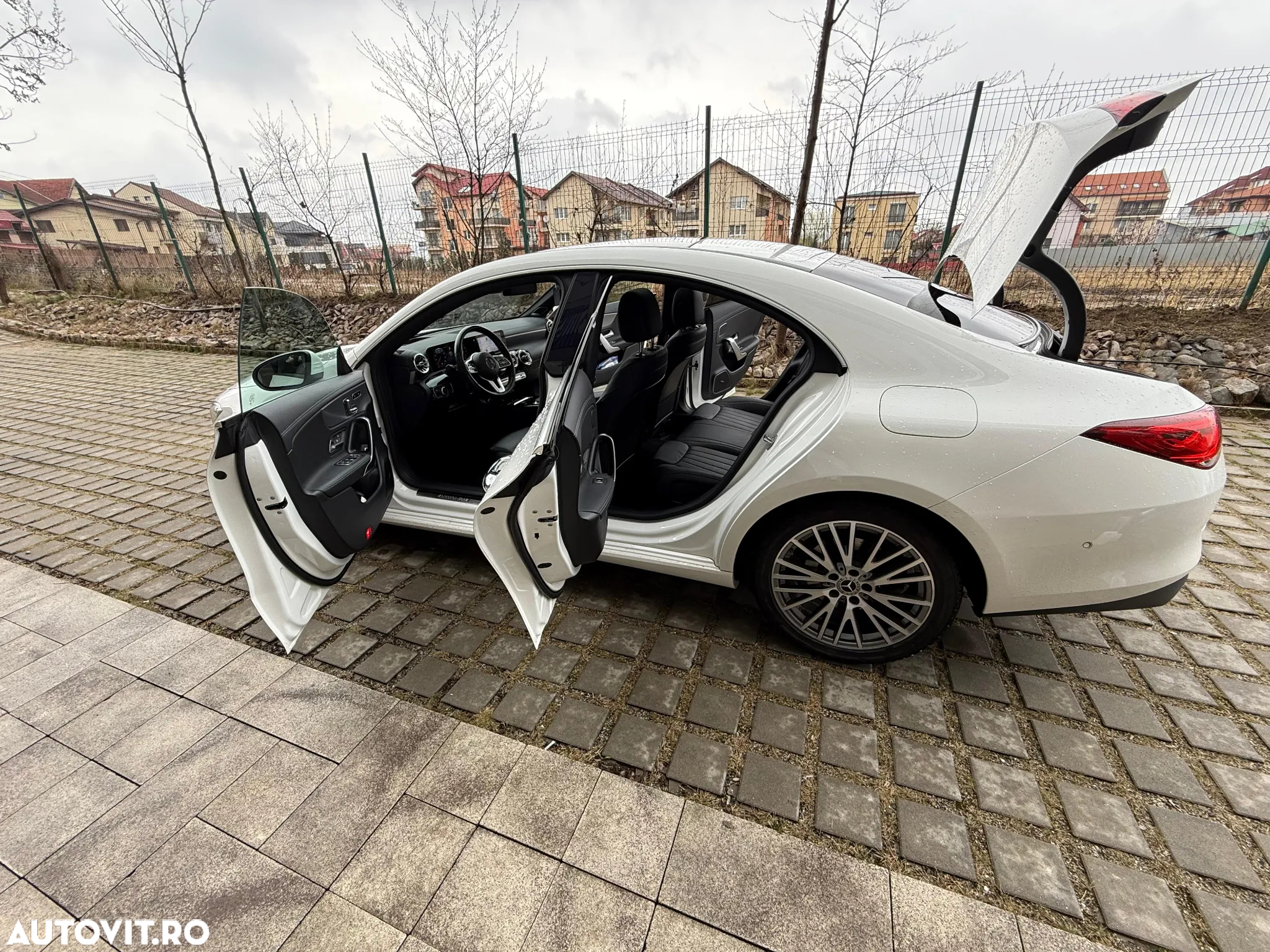 Mercedes-Benz CLA 220 4MATIC Coupe - 5