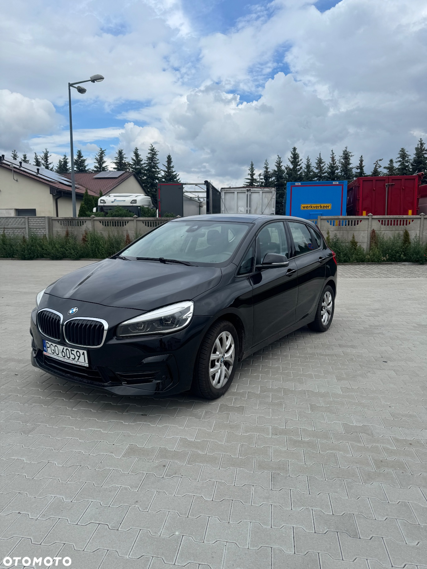 BMW Seria 2 218d - 2