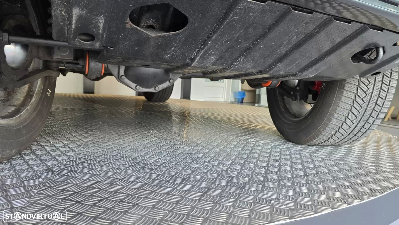 Mercedes-Benz G 320 CDI L 7G-TRONIC - 32