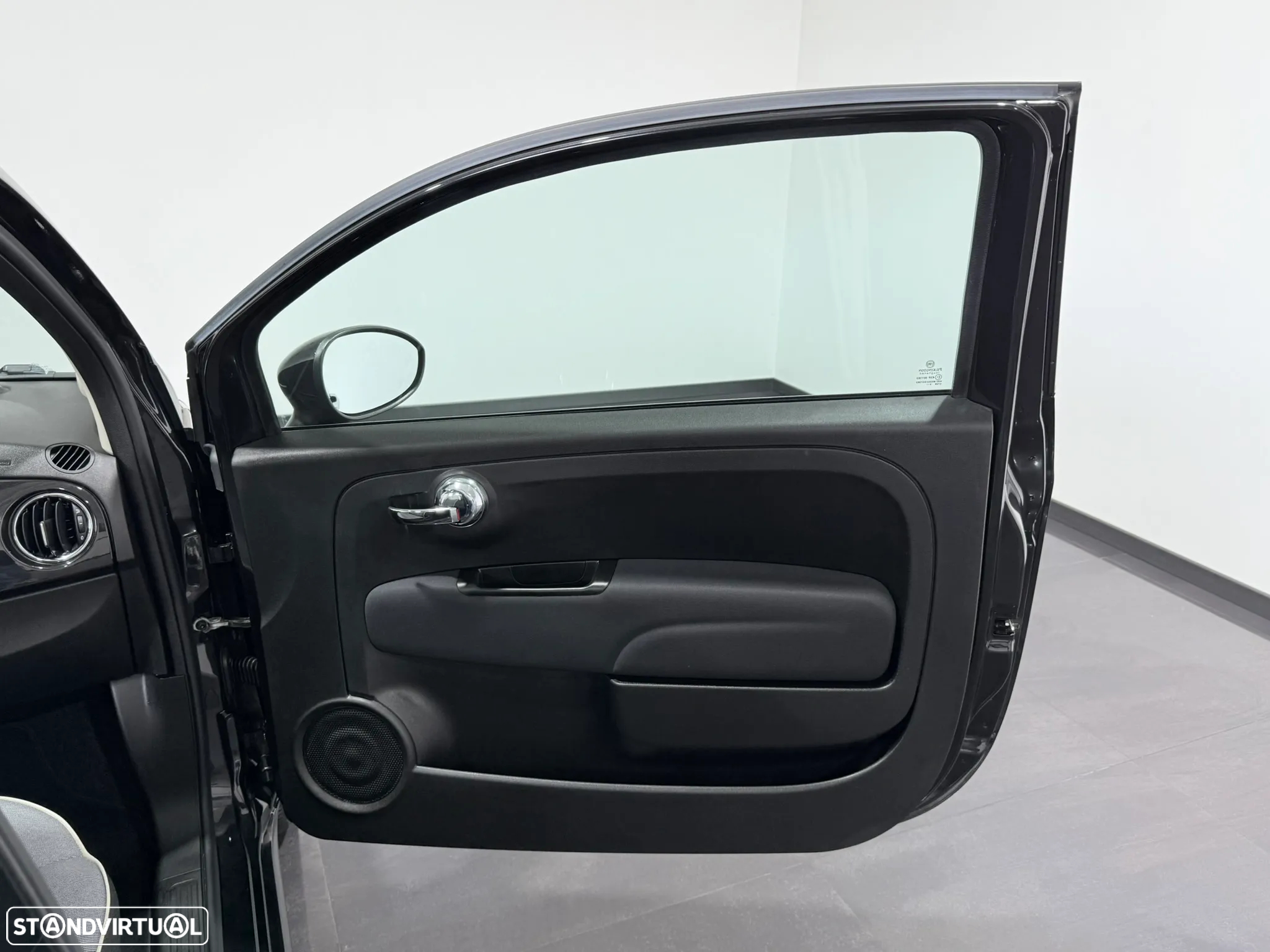 Fiat 500 1.0 Hybrid Lounge - 41