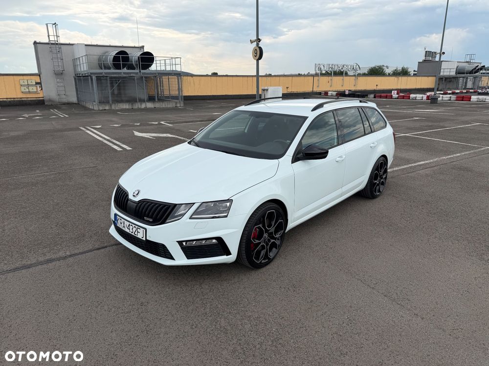 Skoda Octavia 2.0 TSI RS - 6