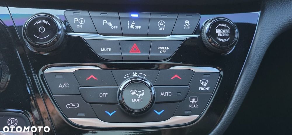 Chrysler Pacifica - 19