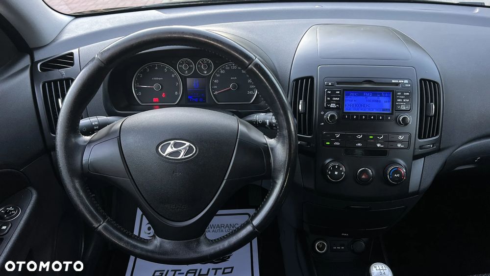Hyundai i30 i30cw 1.4 blue Comfort - 19