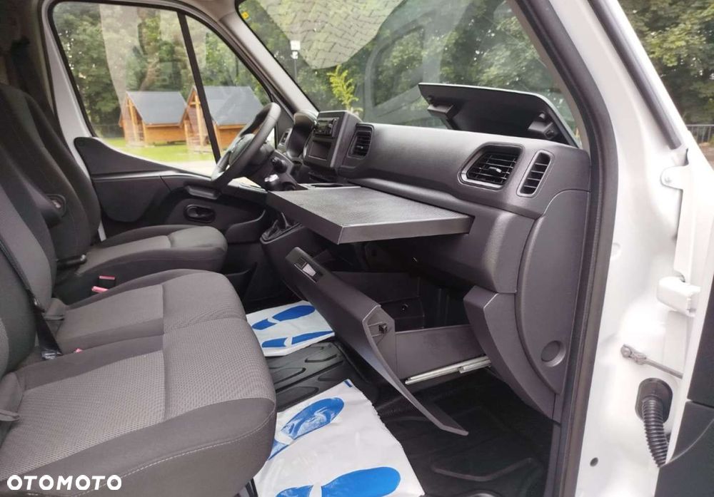 Renault Master - 22