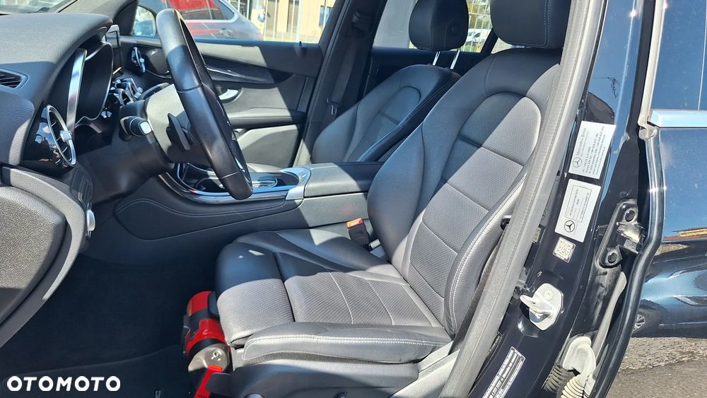 Mercedes-Benz GLC 220 d 4-Matic - 11