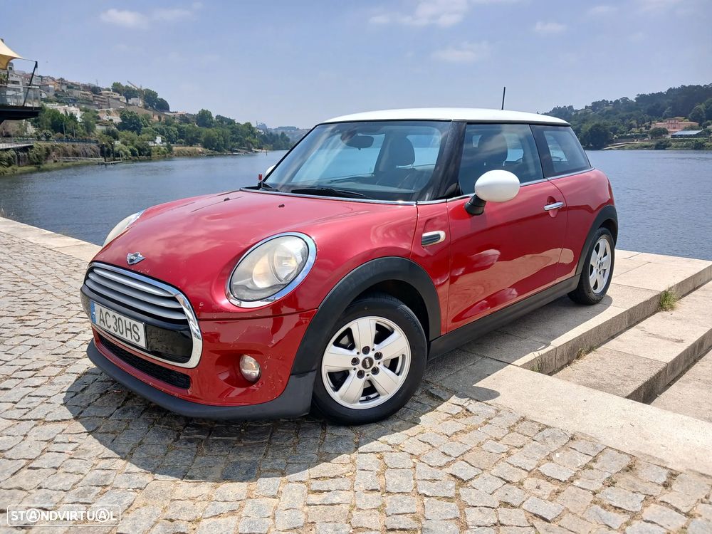 MINI 3 Portas Cooper D - 5