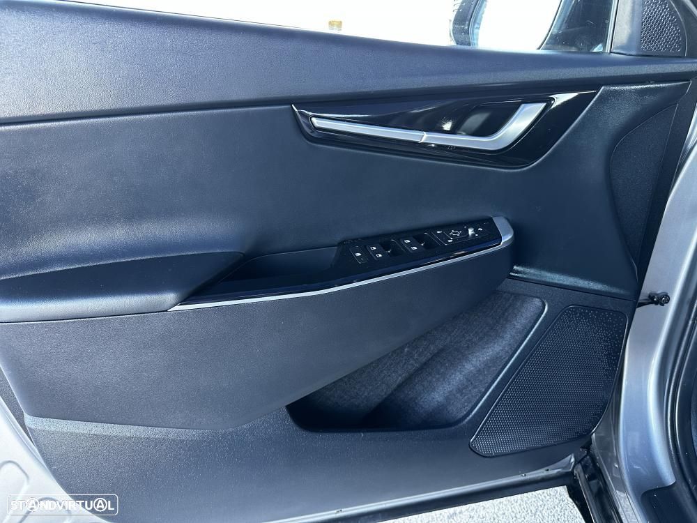 Kia EV6 84-kWh Earth - 19