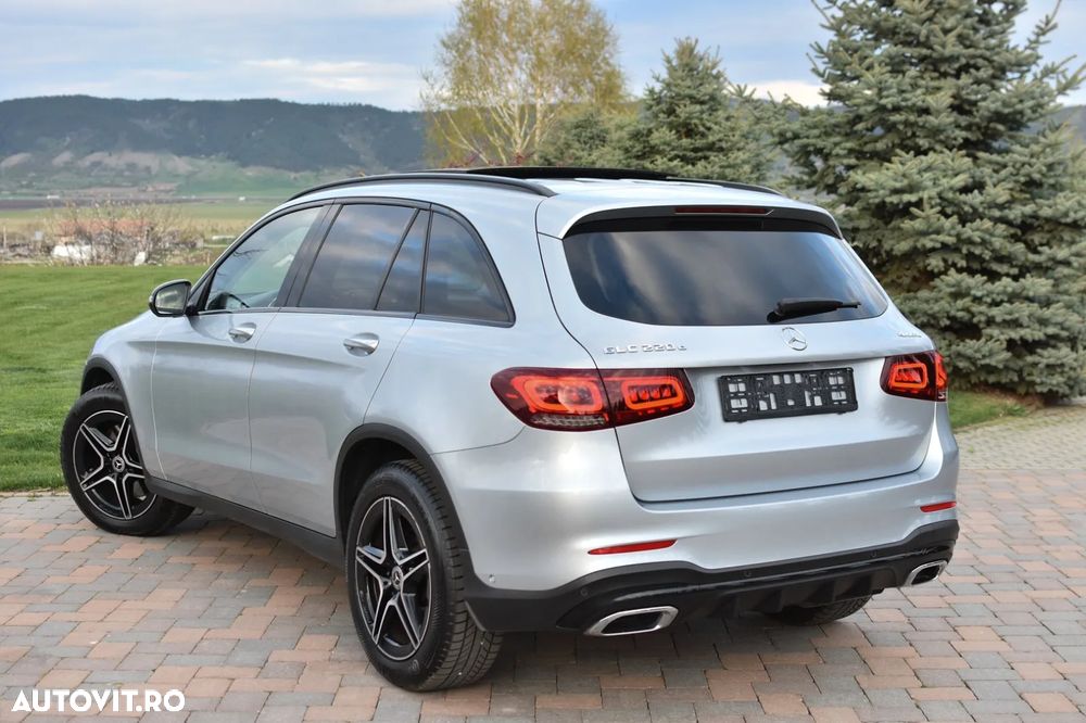 Mercedes-Benz GLC 220 d 4MATIC 9G-TRONIC AMG Line Plus - 4