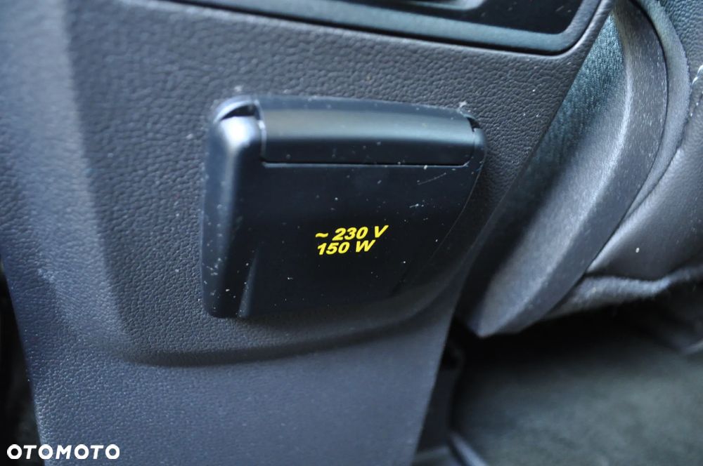 Ford Kuga 2.0 TDCi 2x4 Titanium - 39