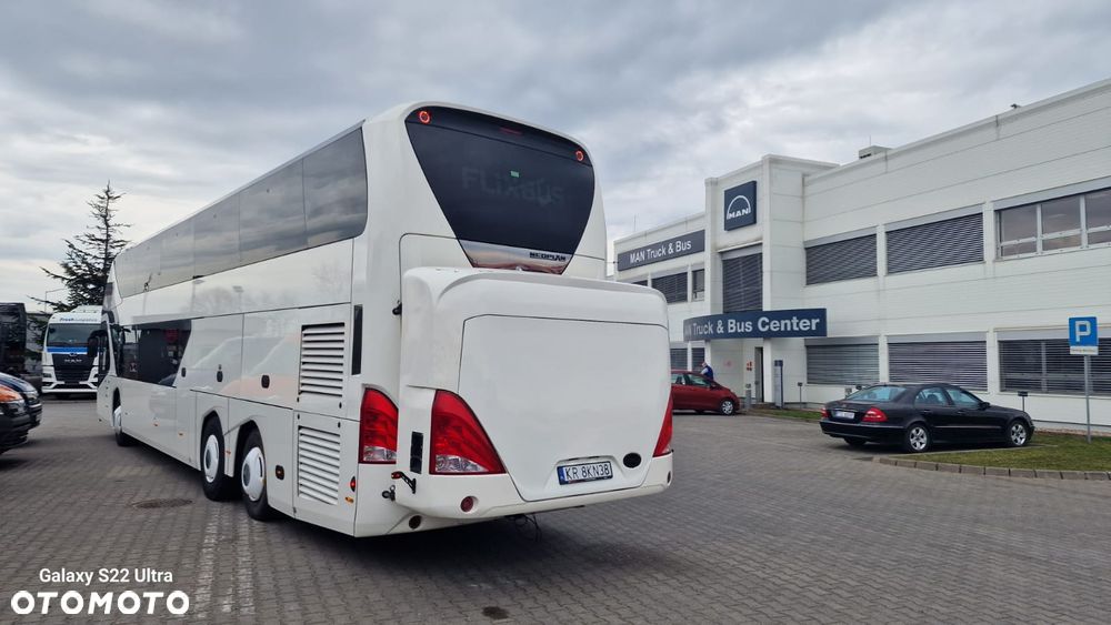 Neoplan Skyliner - 9