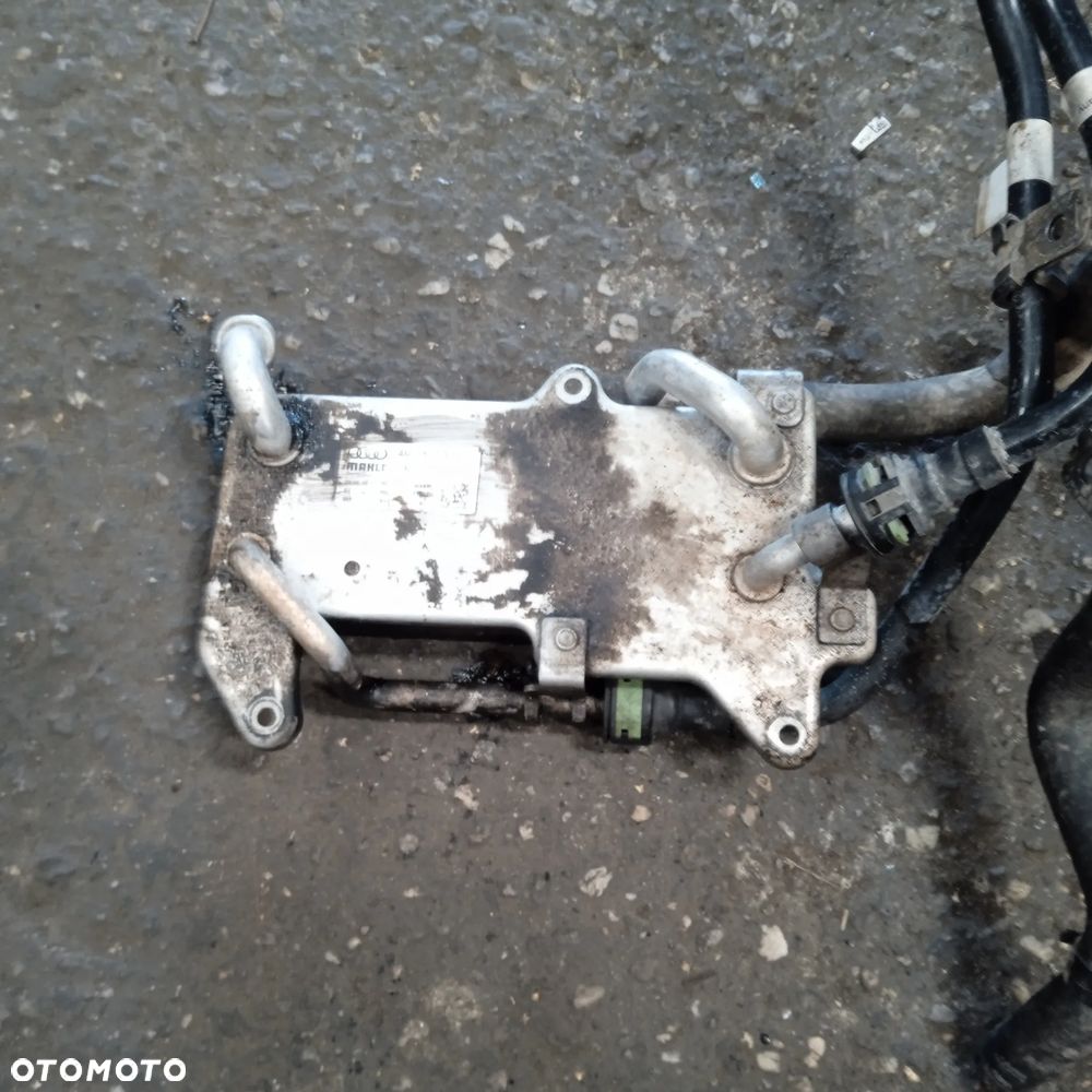 Chłodnica oleju 4M0317021G - 2