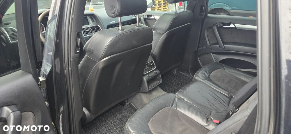 Audi Q7 3.0 TDI DPF quattro tiptronic - 27