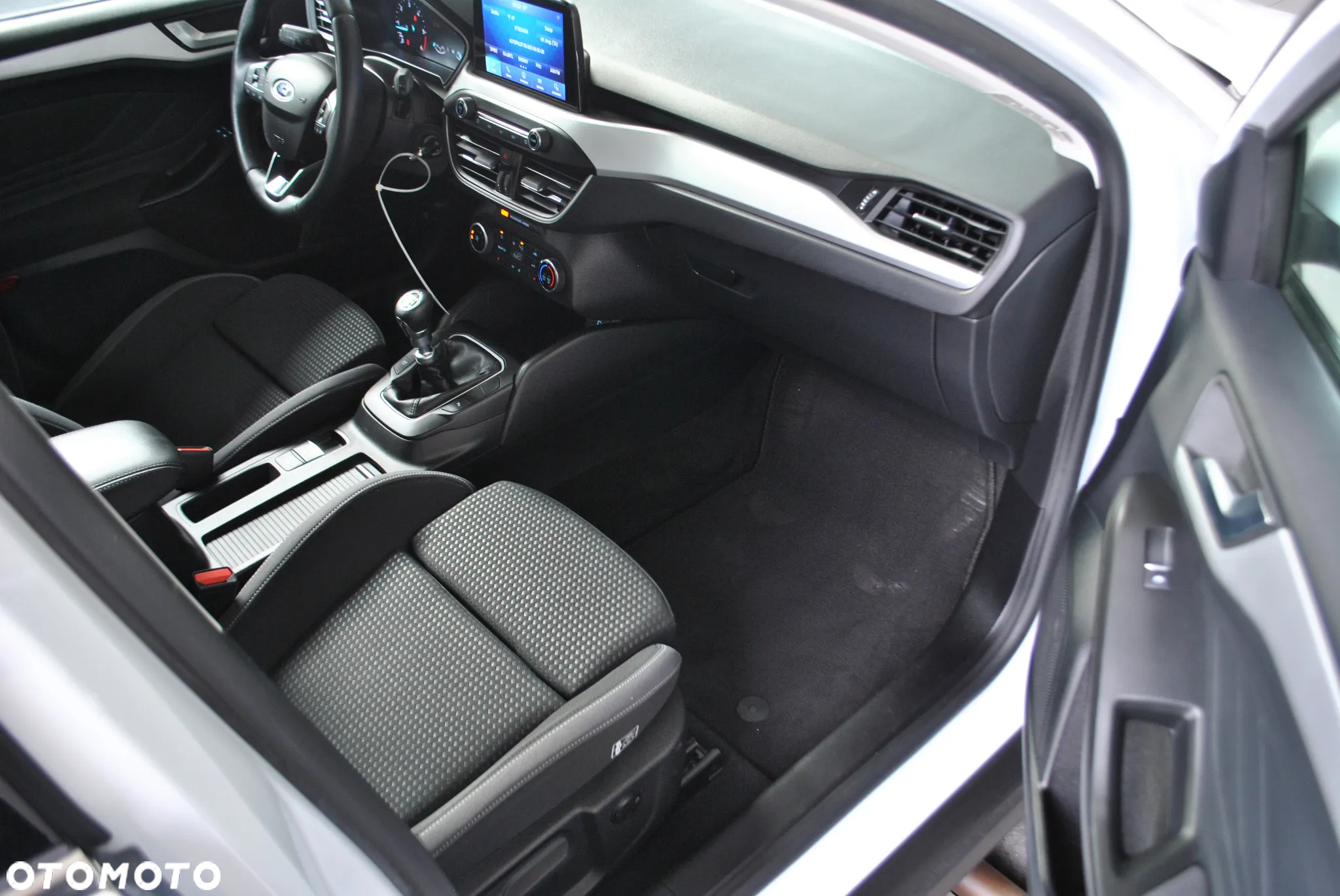Ford Focus 1.5 EcoBlue Connected - 5