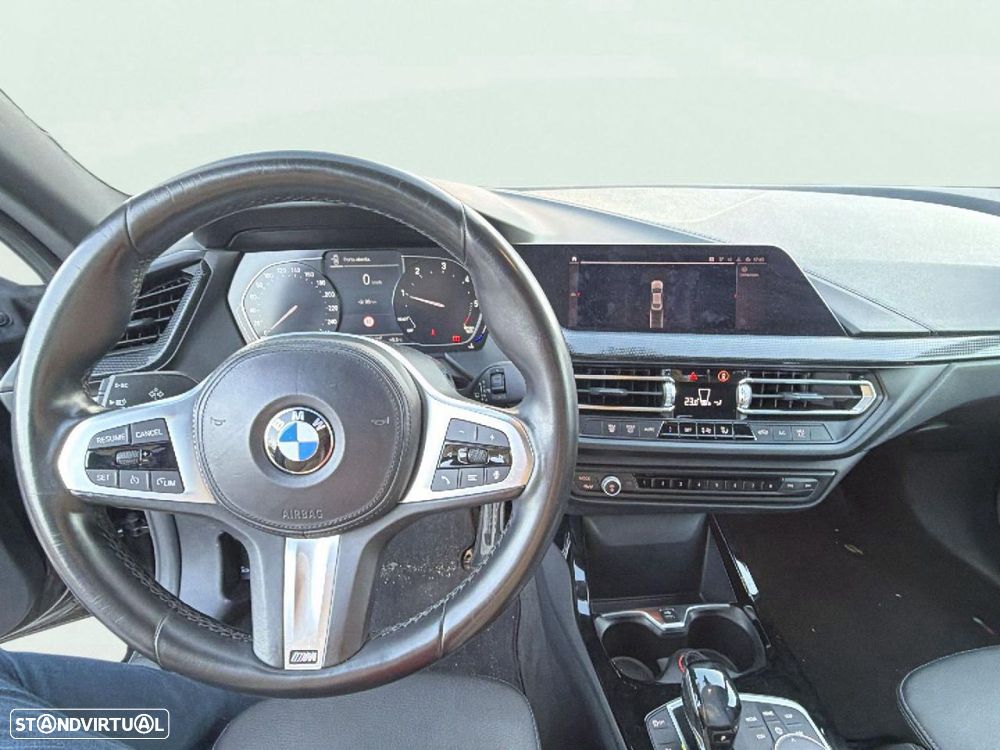 BMW 216 Gran Coupé - 12