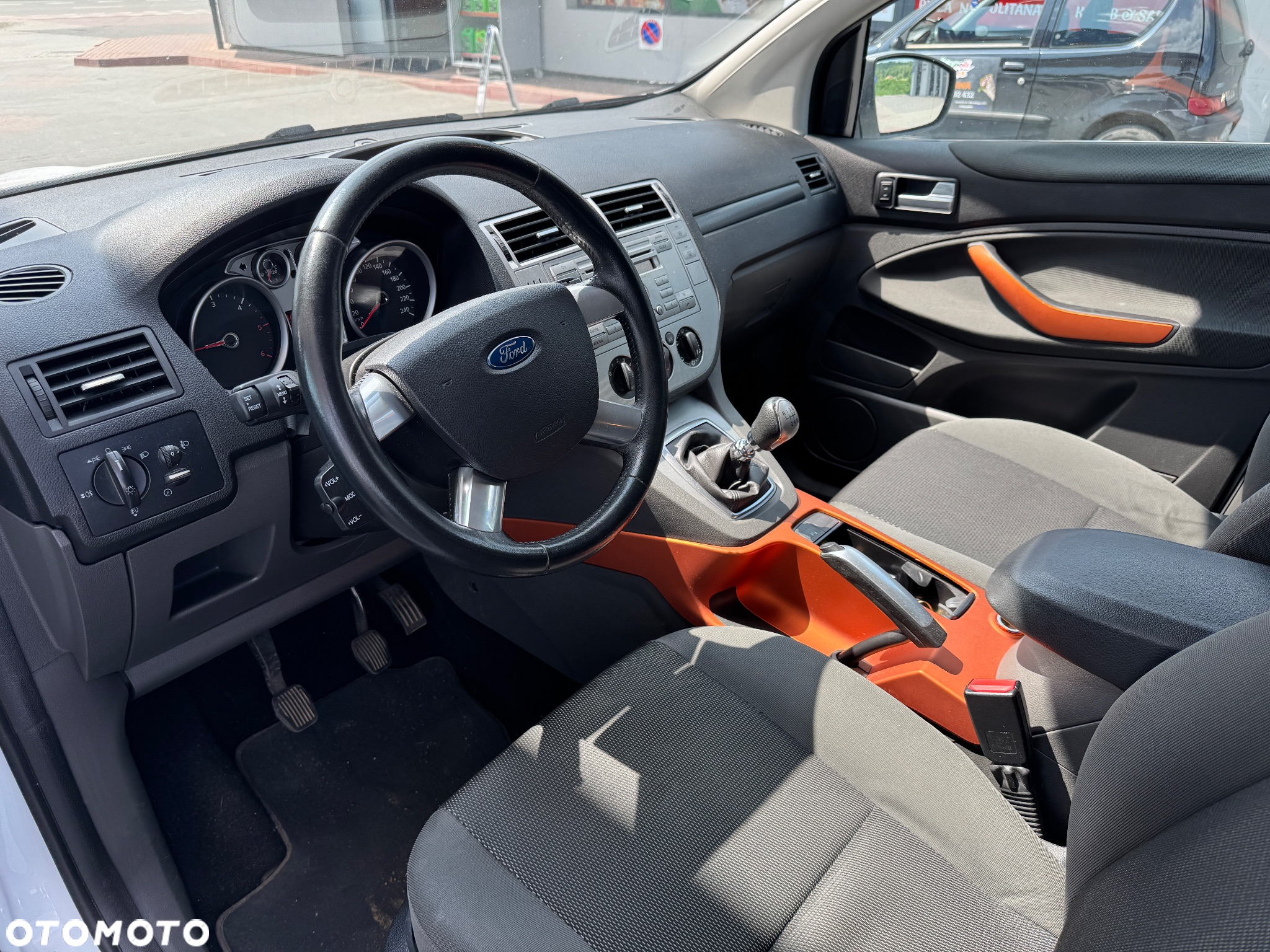Ford Kuga 2.0 TDCi Trend FWD - 11