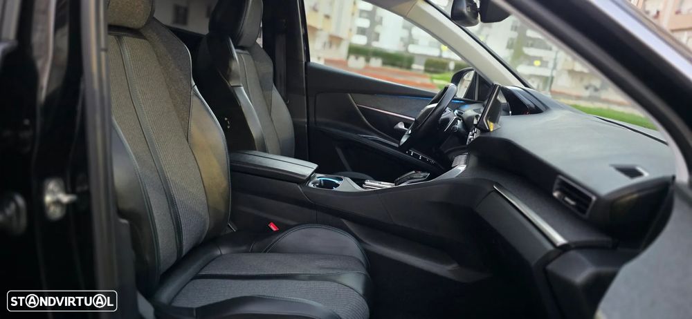 Peugeot 5008 PureTech 130 EAT8 Stop & Start Allure Pack - 15