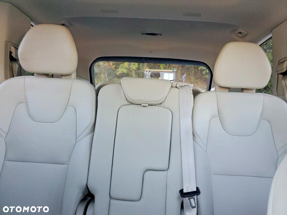Volvo XC 90 T5 AWD Geartronic Momentum Pro - 11