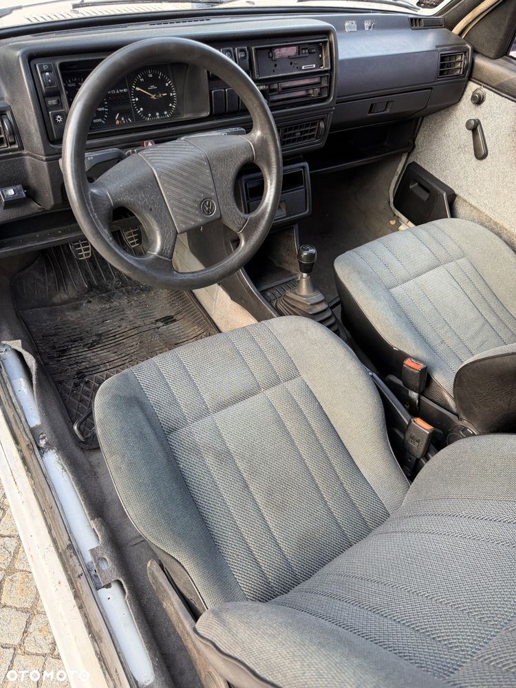 Volkswagen Golf 1.3 - 21