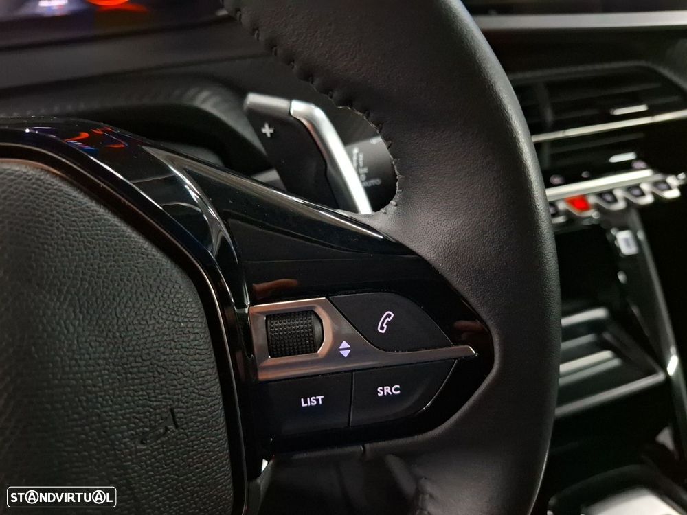 Peugeot 208 1.2 Hybrid Allure e-DCS6 - 17