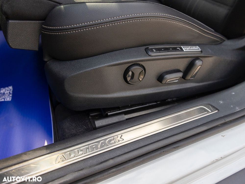 Volkswagen Passat Alltrack 2.0 TDI DSG 4Motion - 19
