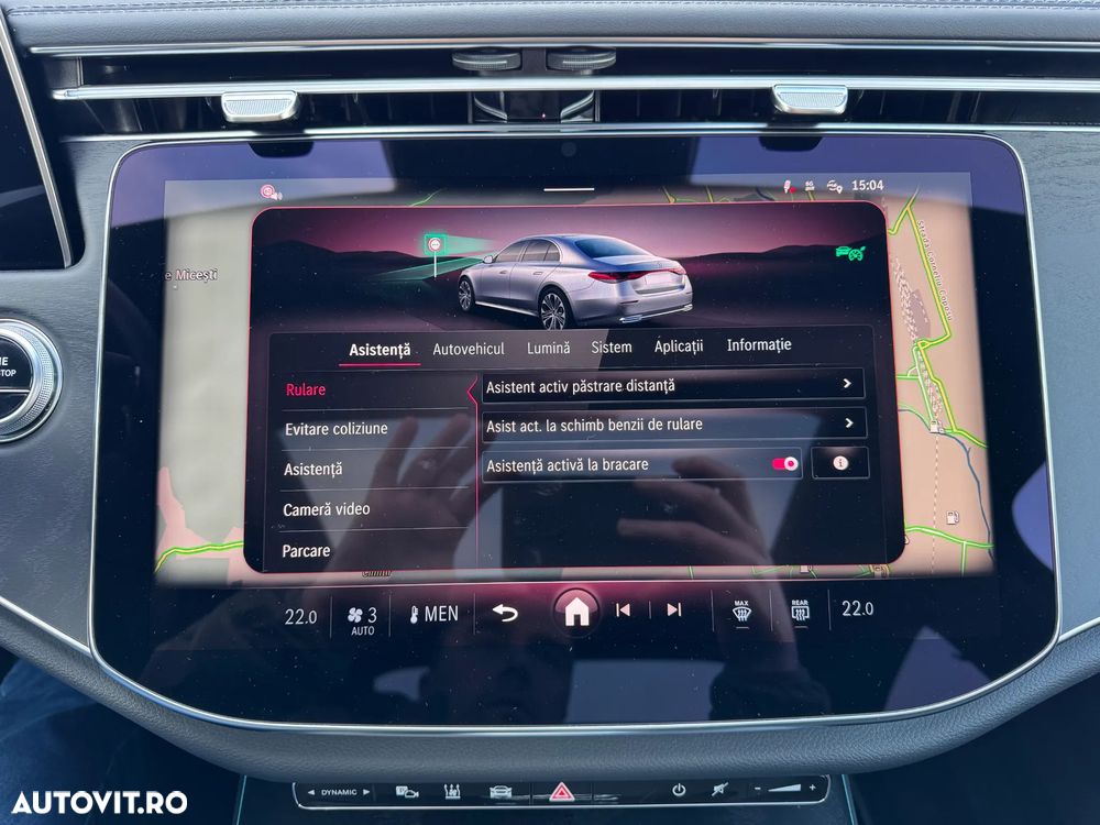 Mercedes-Benz E 200 4MATIC 9G-TRONIC AMG Line NIGHT Edition - 32