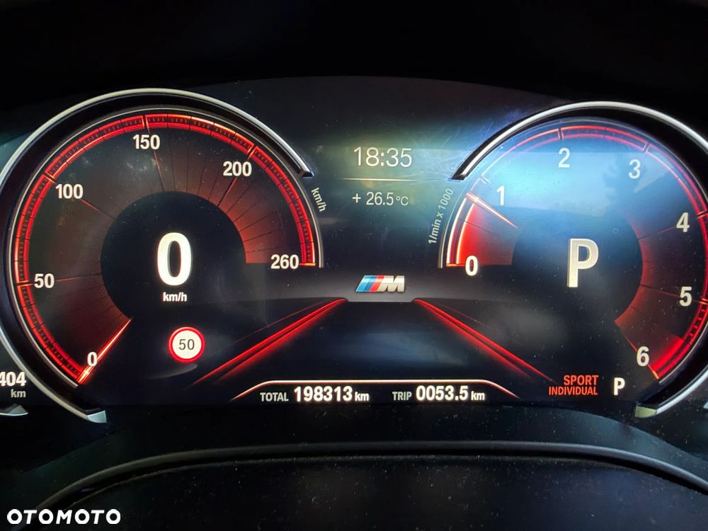 BMW Seria 5 520d M Sport - 14