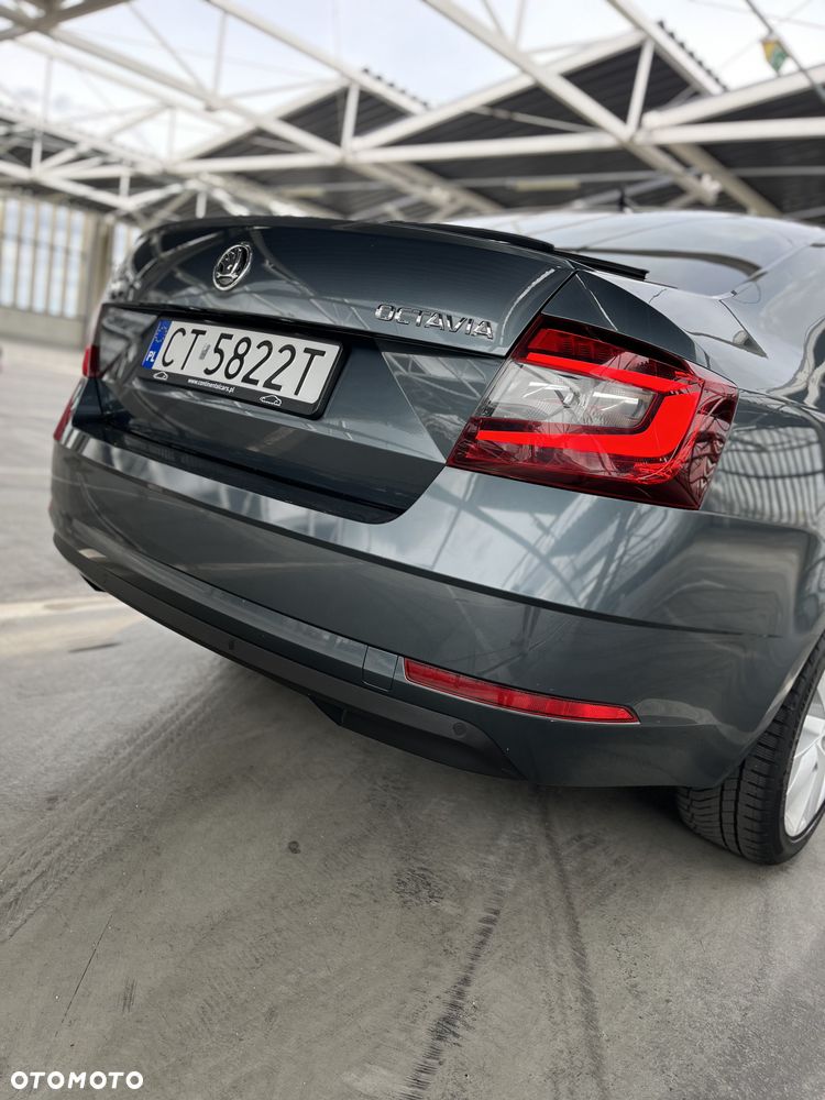 Skoda Octavia 2.0 TSI Style DSG - 16
