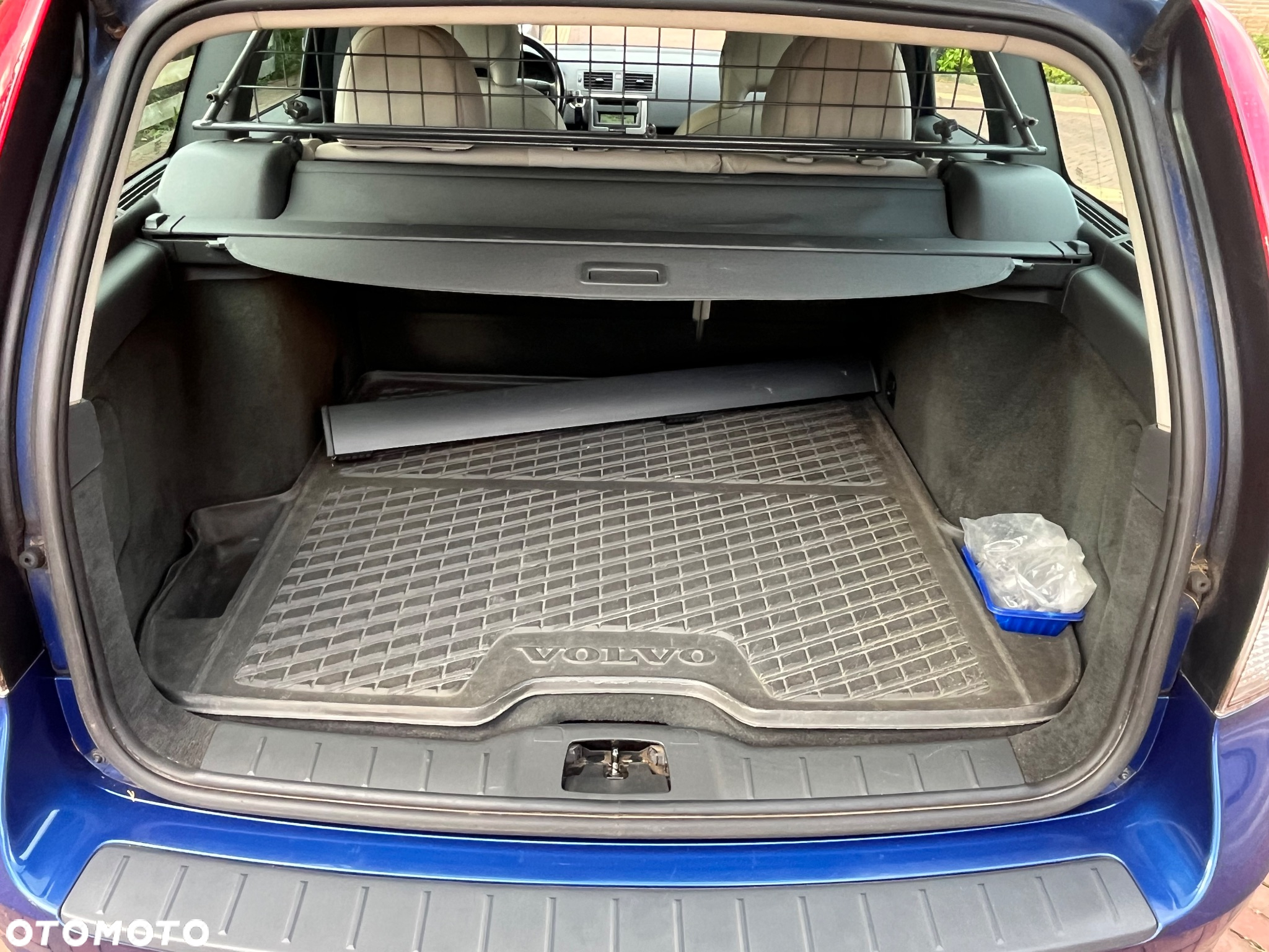 Volvo V50 D5 Momentum - 10