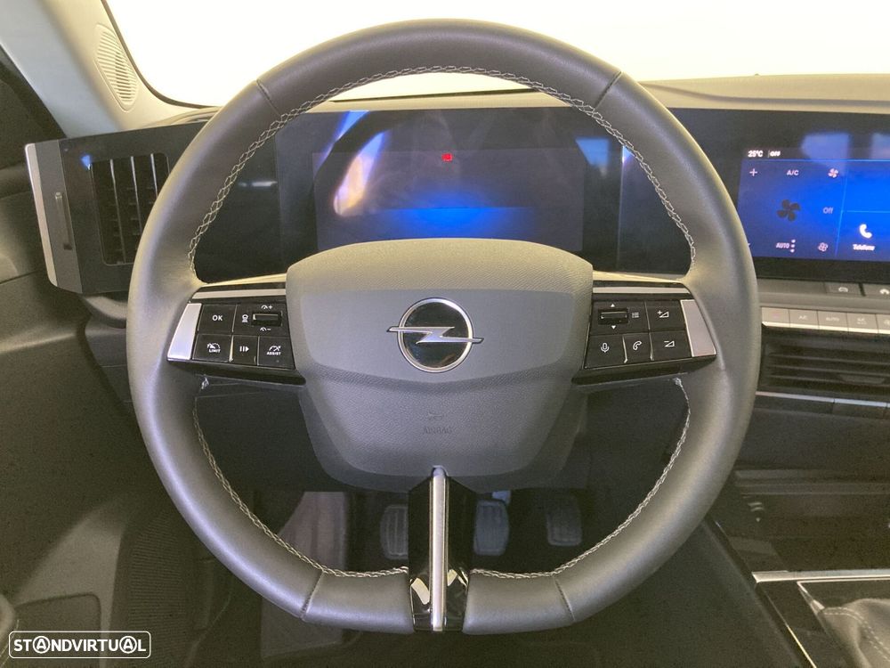 Opel Astra 1.2 T Elegance - 23