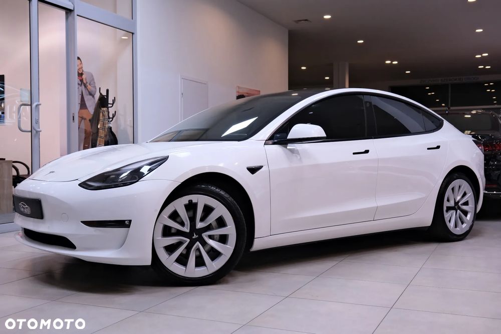 Tesla Model 3 Standard Range Plus - 17
