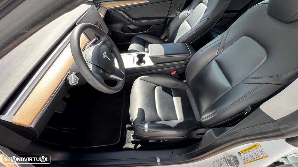 Tesla Model 3 Long Range Tração Integral Premium - 29