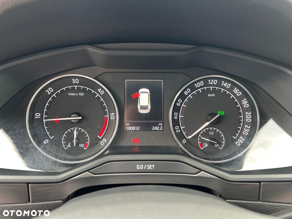 Skoda Superb 2.0 TDI 4x4 Style DSG - 23