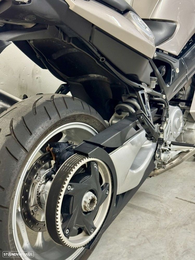 BMW F 800 ST ST - 7