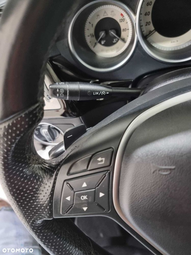 Mercedes-Benz CLS - 30