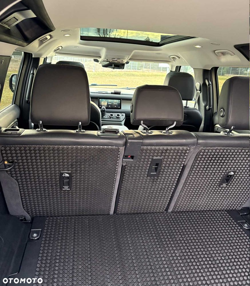 Land Rover Defender 3.0 P400 mHEV First Edition - 18