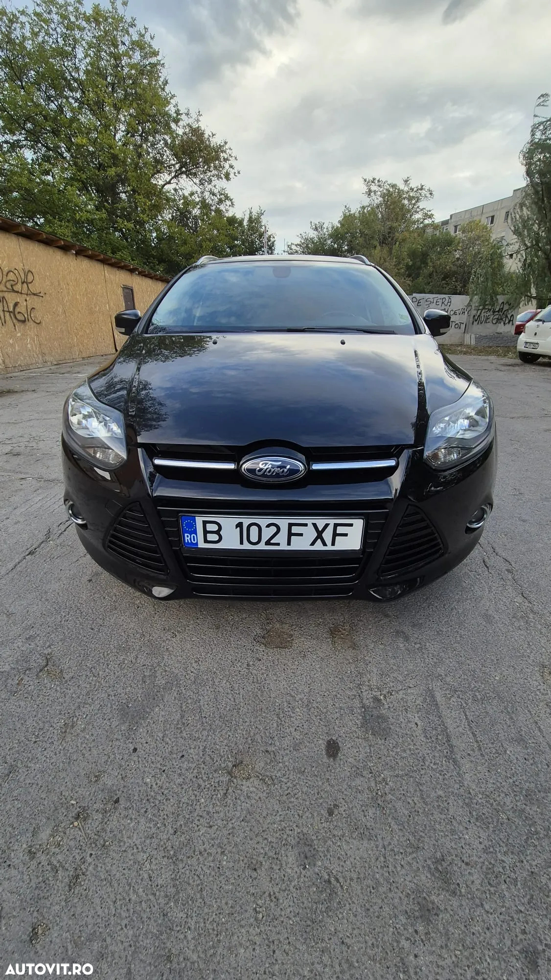 Ford Focus Turnier 1.0 EcoBoost Start-Stopp-System ST-Line - 2