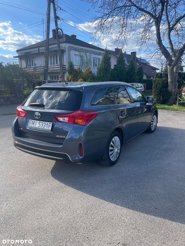 Toyota Auris - 3