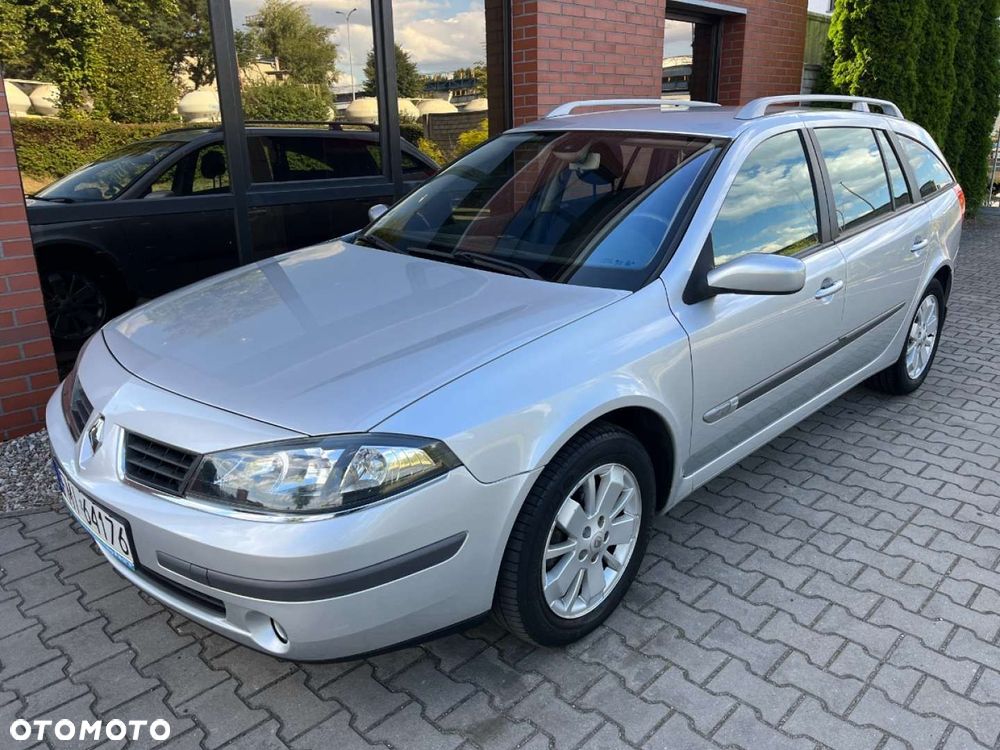 Renault Laguna Grandtour 1.6 16V Authentique - 1