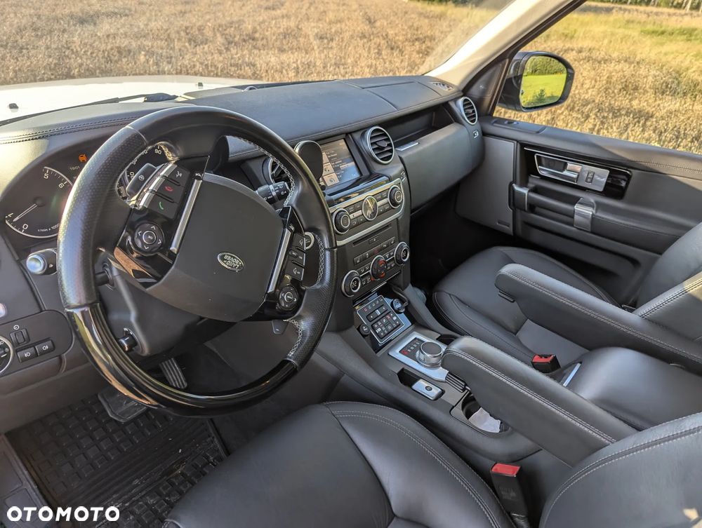 Land Rover Discovery IV 3.0 V6 SC HSE - 9