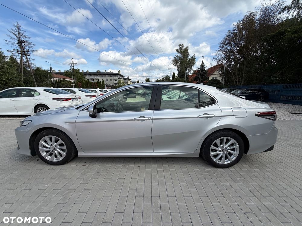 Toyota Camry 2.5 Hybrid Comfort CVT - 4