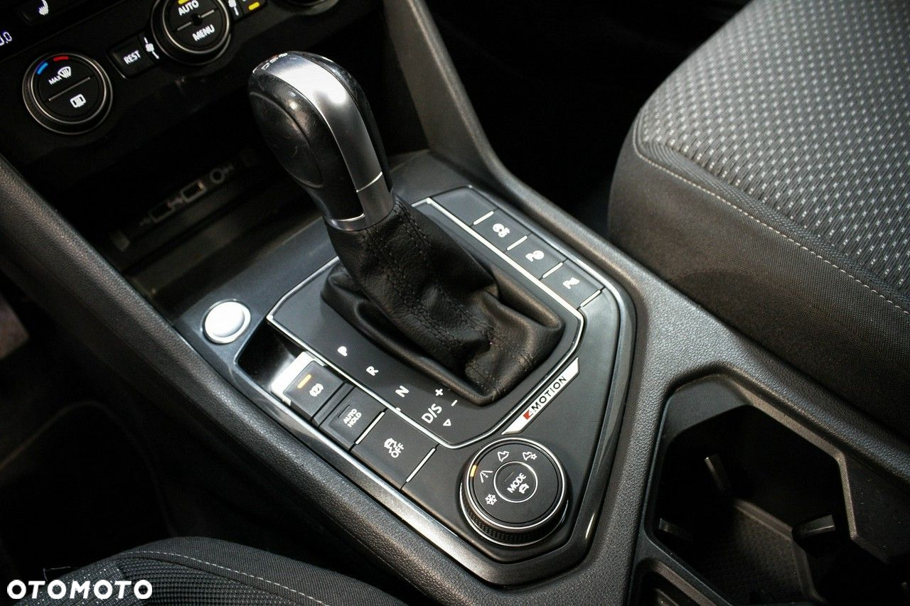 Volkswagen Tiguan - 20