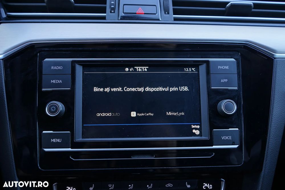 Volkswagen Passat 2.0 TDI DSG Highline - 22