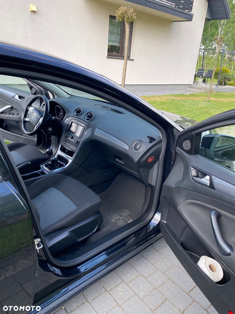 Ford Mondeo 1.6 TDCi ECOnetic Ambiente Plus - 5