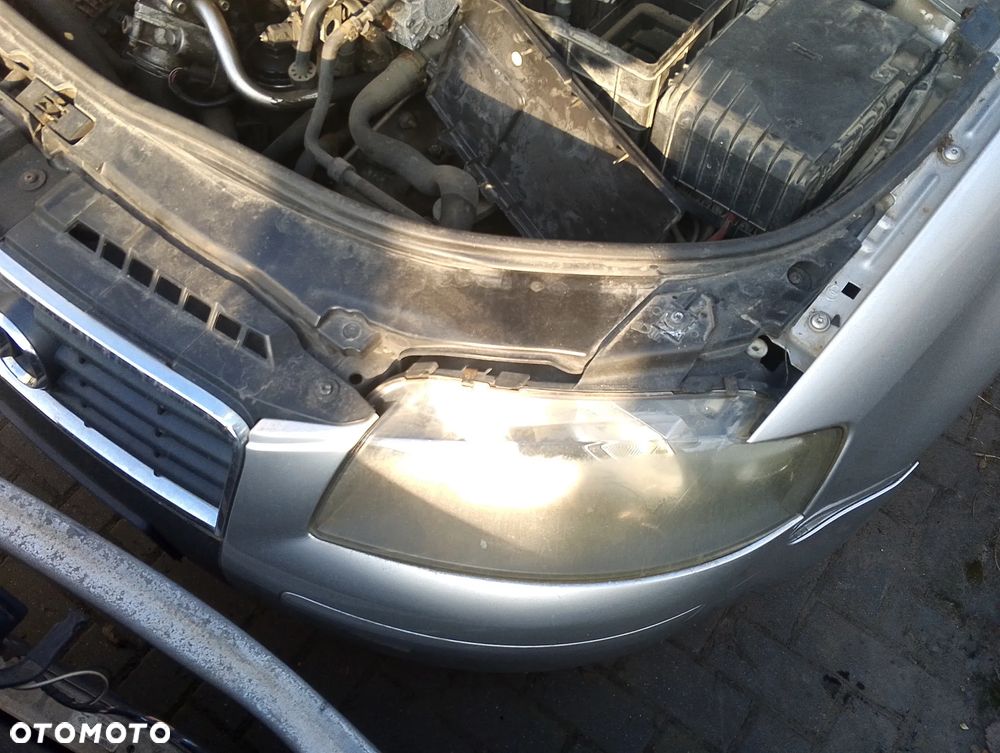 KOMPLETNY PRZÓD Audi A3 8P Przedlift 04-13r. lakier kolor LY7W srebrny. Europa MASKA LAMPA ZDERZAK BŁOTNIK GRILL ATRAPA PAS PRZEDNI WZMOCNIENIE CZOŁOWE CHŁODNICA HALOGEN do założenia bez malowania - 16