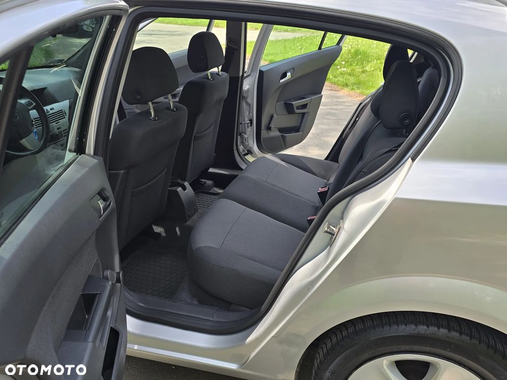 Opel Astra 1.6 Enjoy - 6