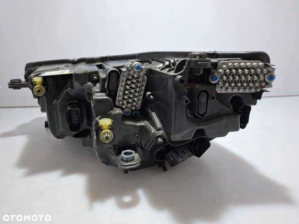 Skoda Octavia Mk4 2025 Reflektor Full Led 0301134234AA 5E4941036 Europa - 11