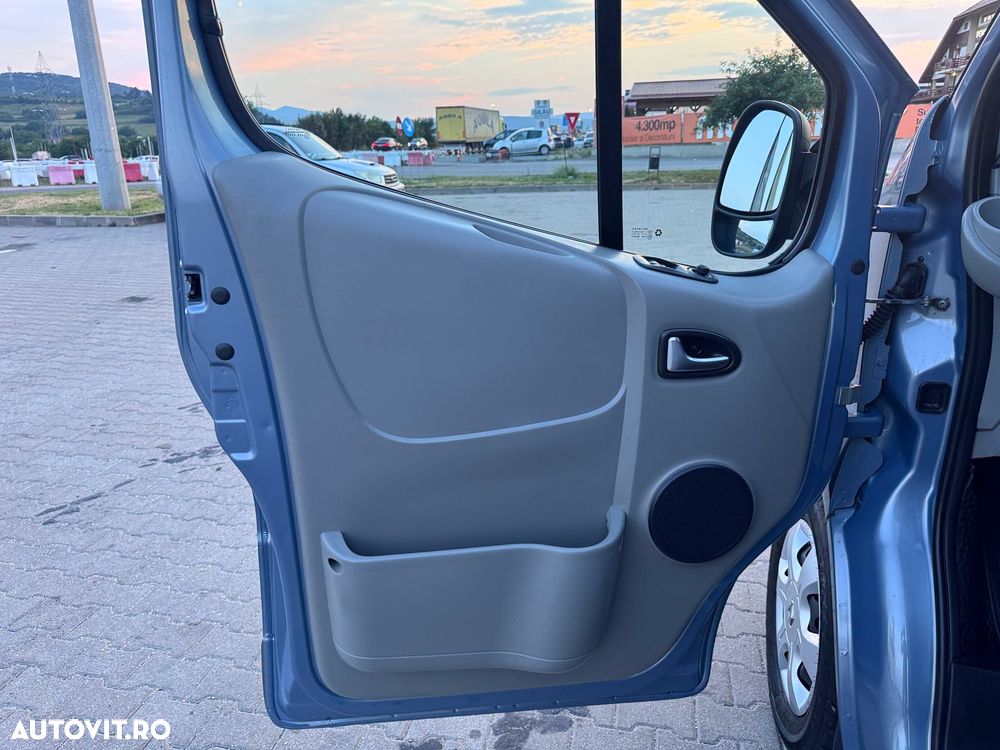 Renault Trafic Grand Passenger L2H1 Authentique - 14